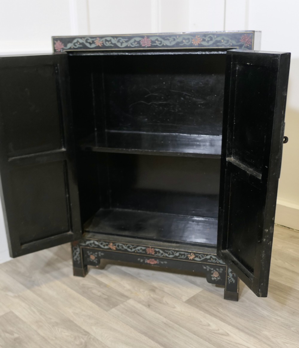  Black Chinoiserie Lacquer Cupboard Decorated with Birds and Flowers View VII