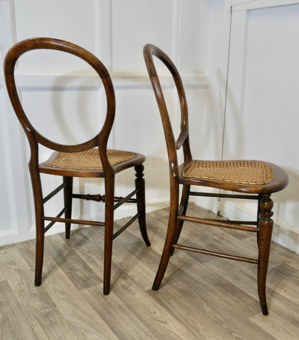 Set of 4 Victorian Balloon Back Dining Chairs  View VII