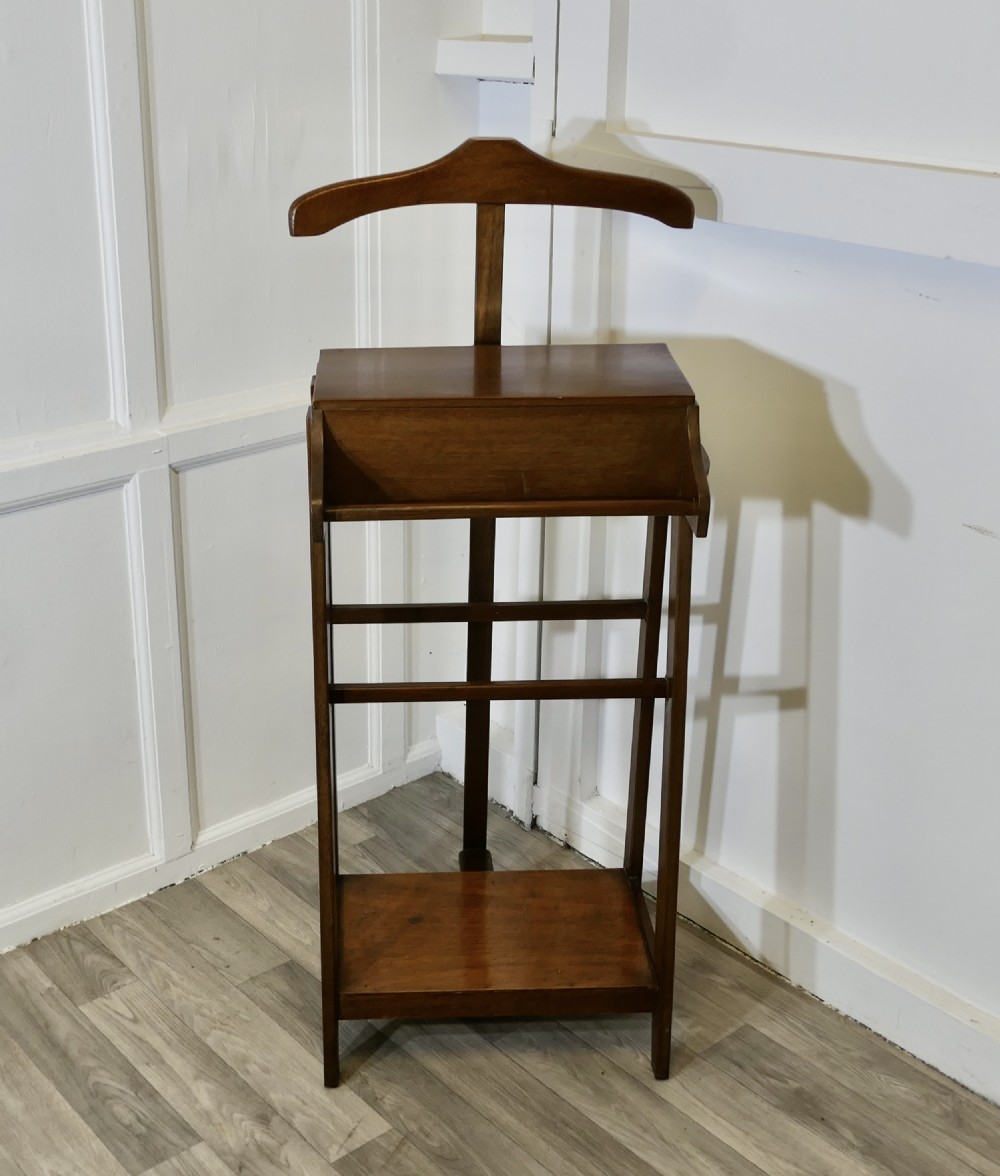 Art Deco Gentleman’s Suit Hanger or Dumb Butler, the Versatile Valet View II
