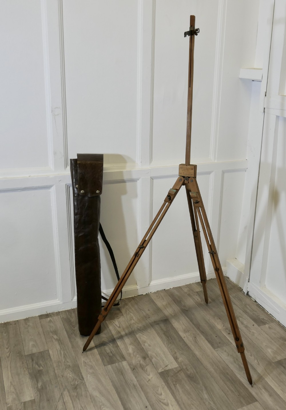 French Jullian Folding Field Work Easel In Leather Case