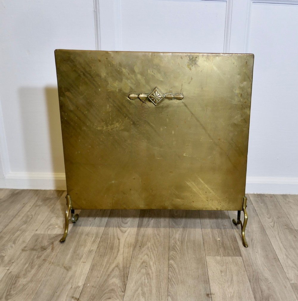 Stylish Art Deco Brass Fire Screen