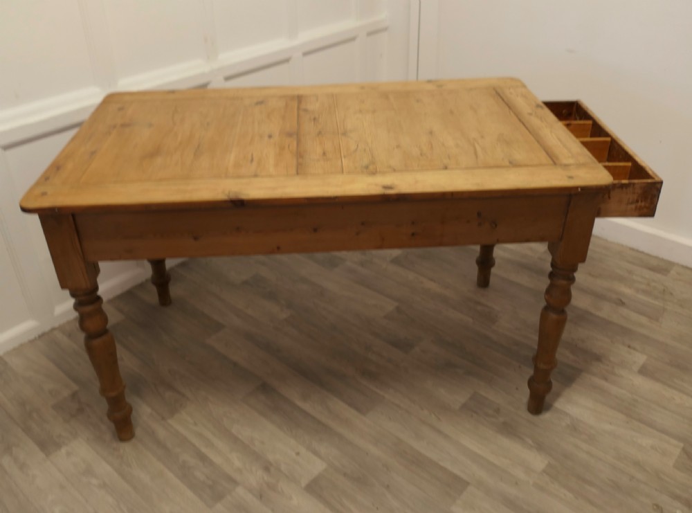 Good sturdy Pine Farmhouse Kitchen Table View V