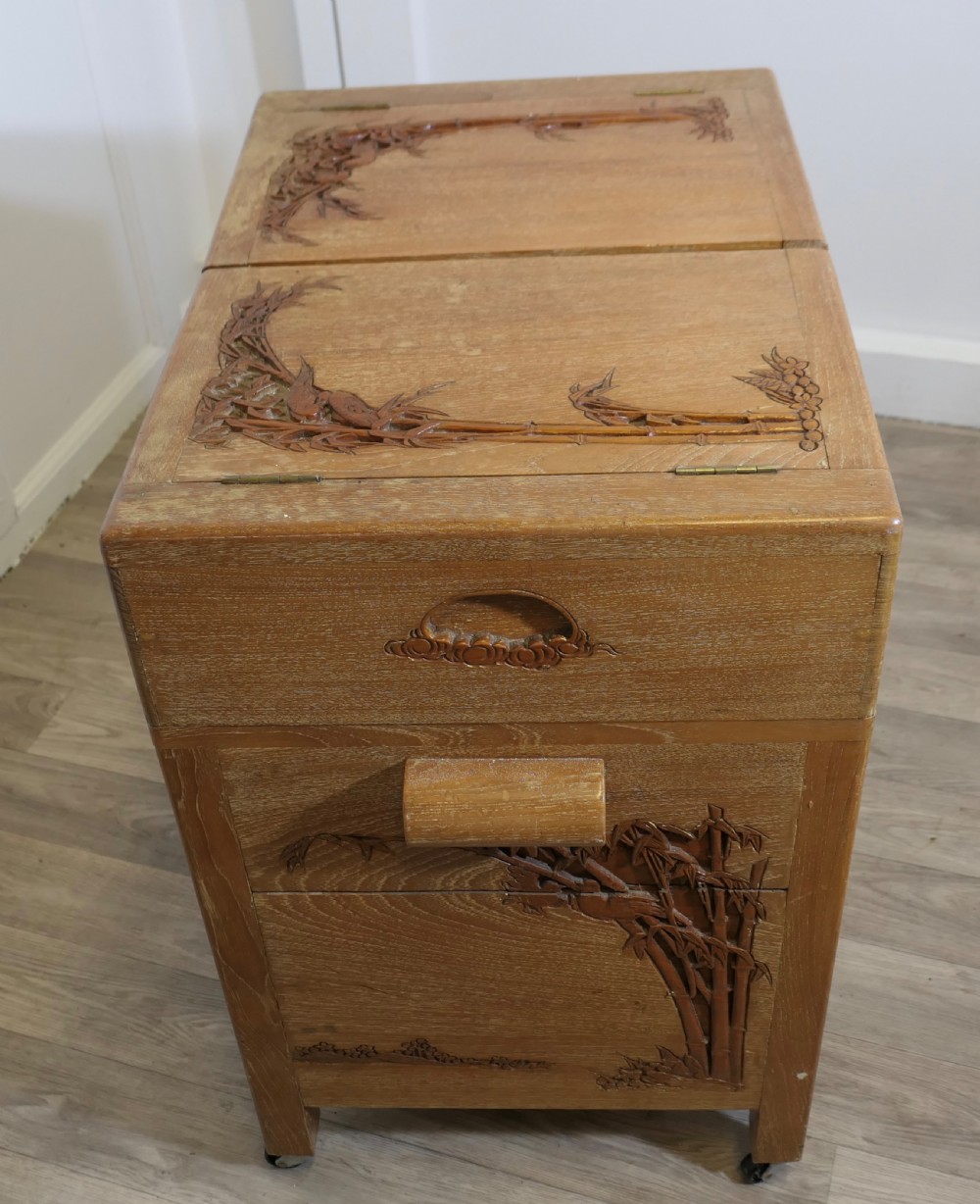 Oriental Metamorphic Concertina Sewing or Work Box  View IV