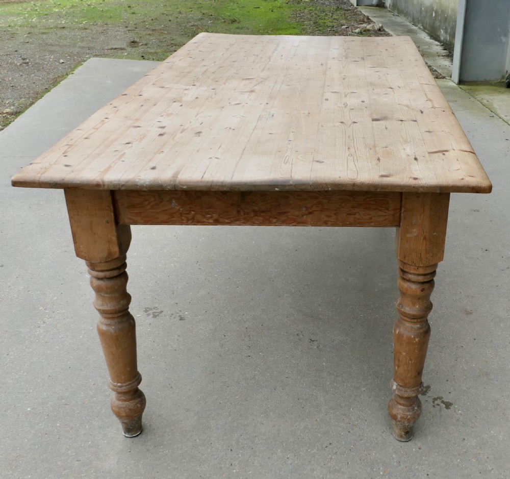 Large Farmhouse Pine Table   View III