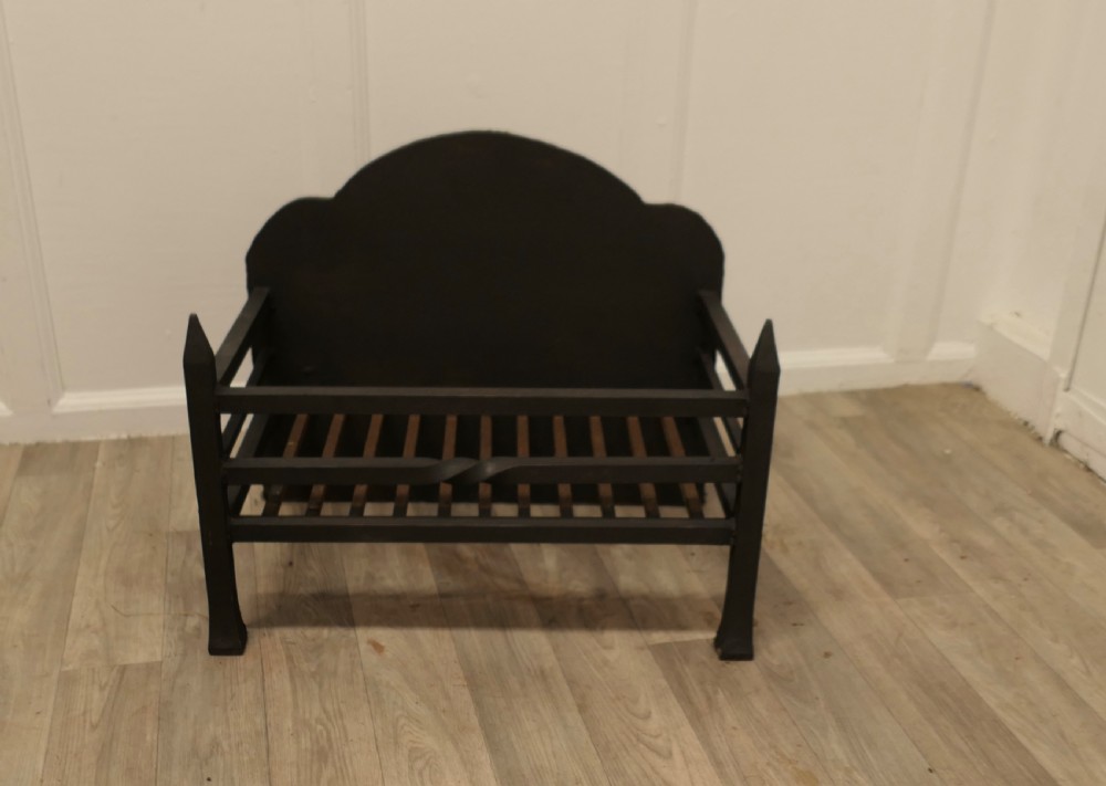 Large Free Standing Fire Basket, Iron Fire Grate View II