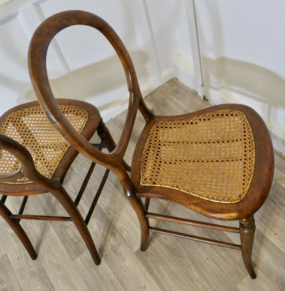 Set of 4 Victorian Balloon Back Dining Chairs  View VII