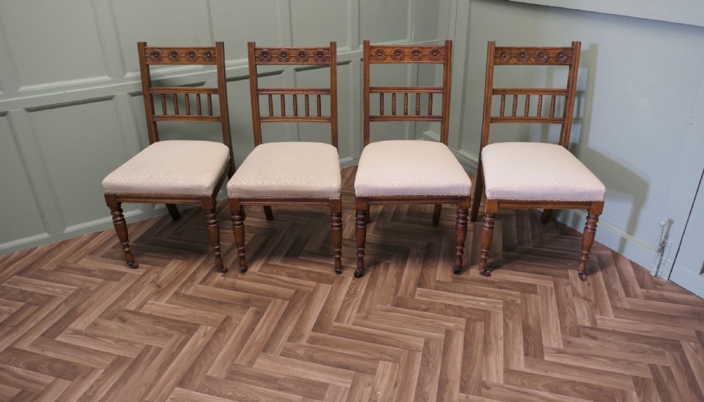 Set of 4 Arts and Crafts Carved Oak Dining Chairs View II