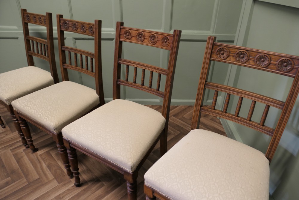 Set of 4 Arts and Crafts Carved Oak Dining Chairs View V