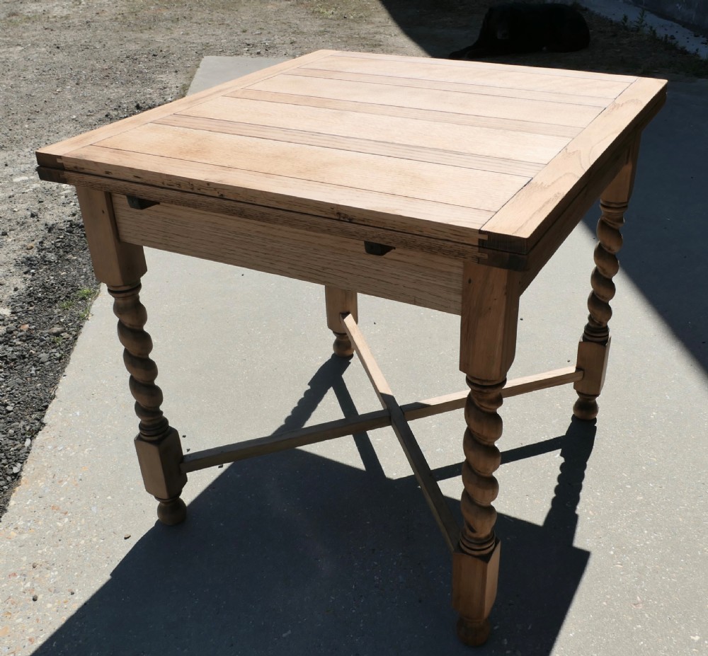 Golden Oak Cottage Draw Leaf Table