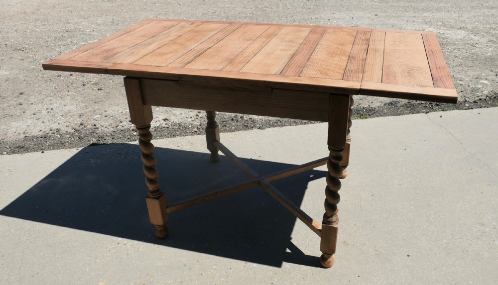 Golden Oak Cottage Draw Leaf Table View V