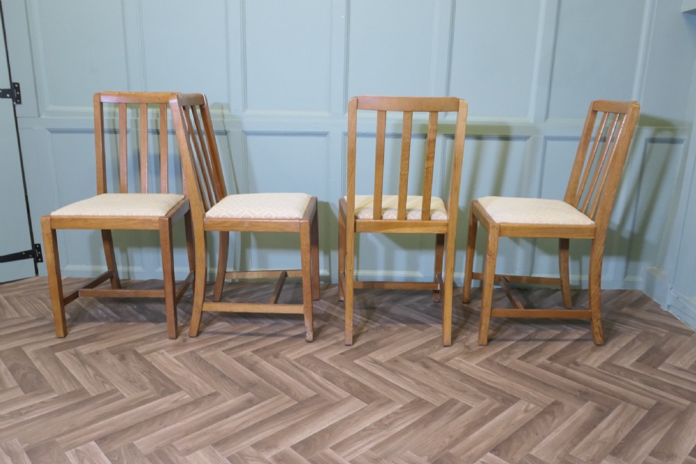 Set of 4 Arts and Crafts Golden Oak Dining Chairs  View IV