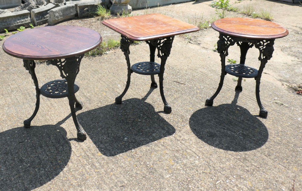 A Traditional Britannia Pub Table   View VI