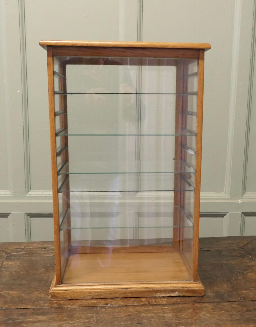 Arts and Crafts Counter Top Shop Display Cabinet, Watches, Jewellery