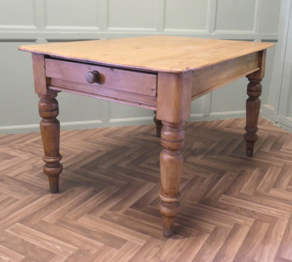 Victorian Pine Farmhouse Kitchen Table View II