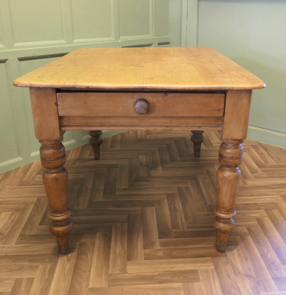 Victorian Pine Farmhouse Kitchen Table View III
