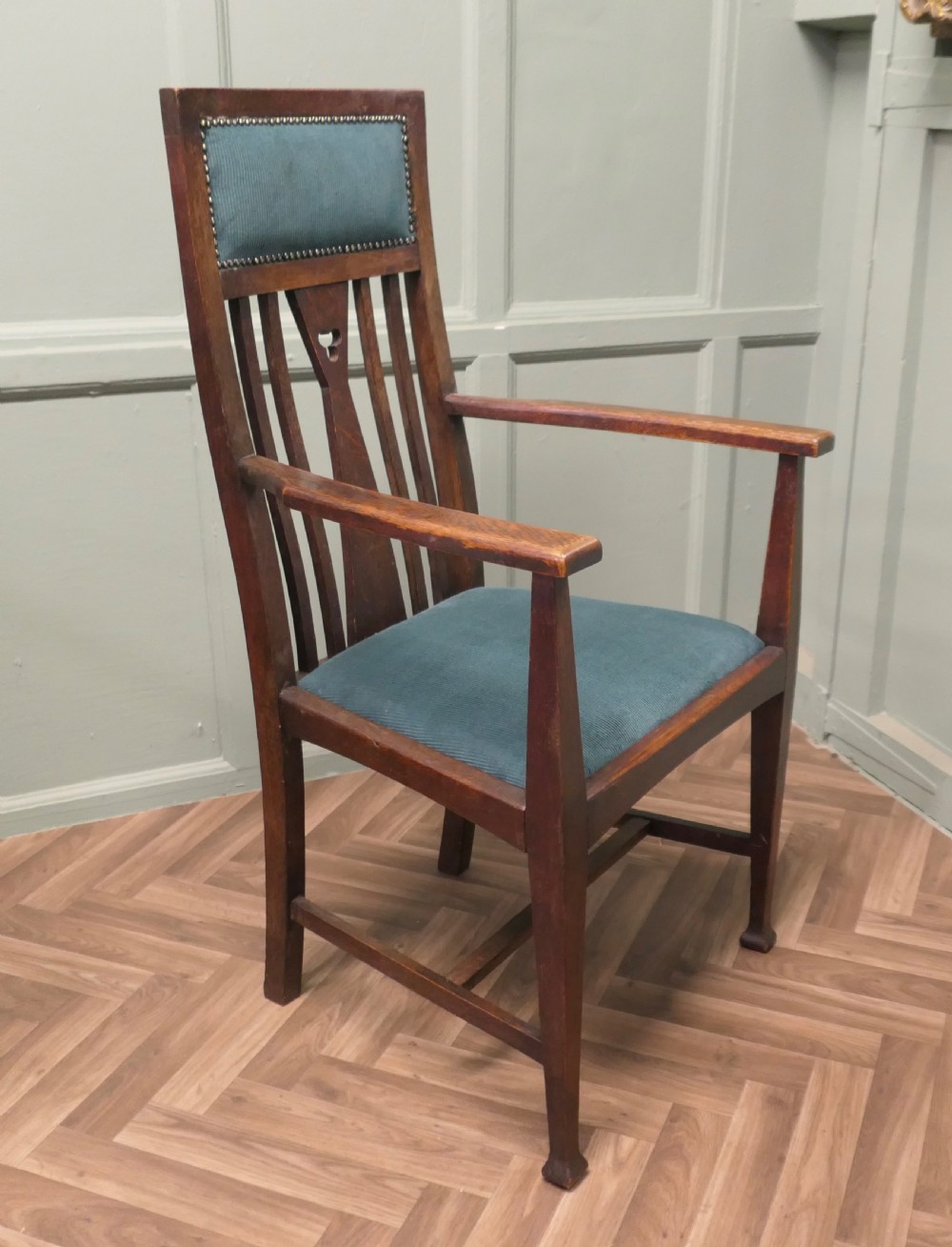Set of 6 Arts and Crafts Dining Chairs  View VI