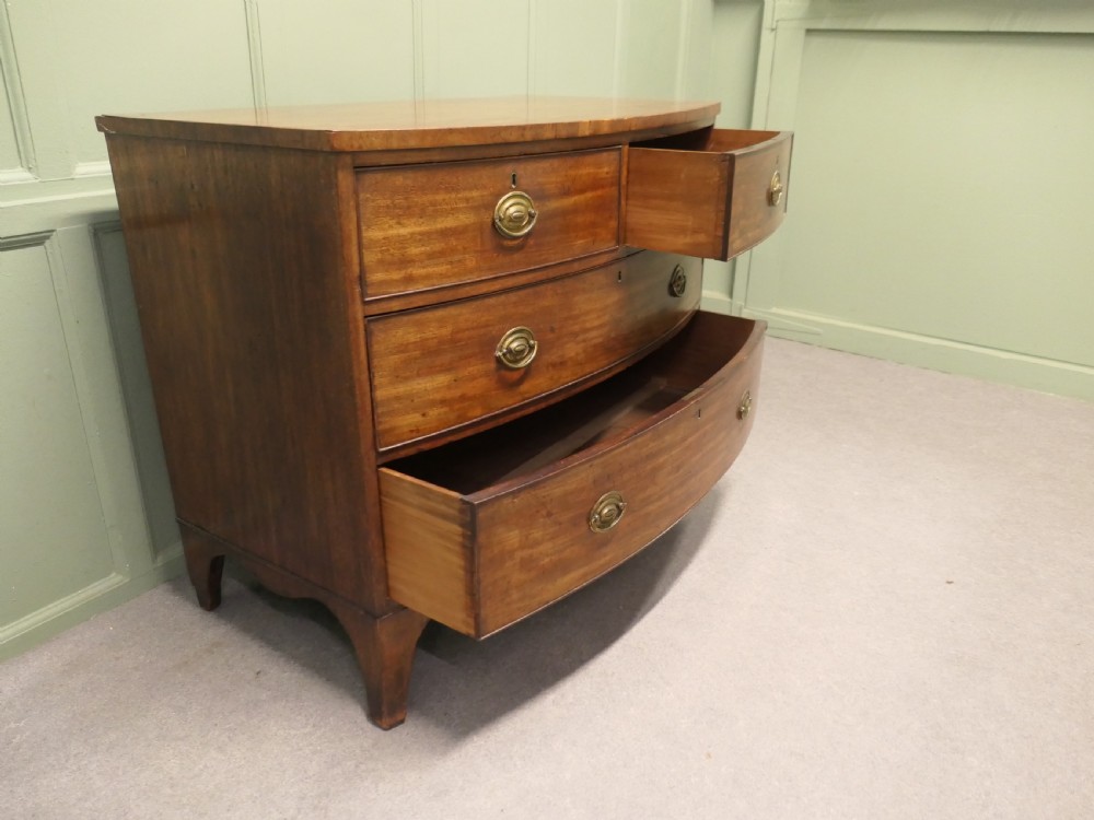 Victorian Mahogany Bow Front Chest Of Drawers View VII