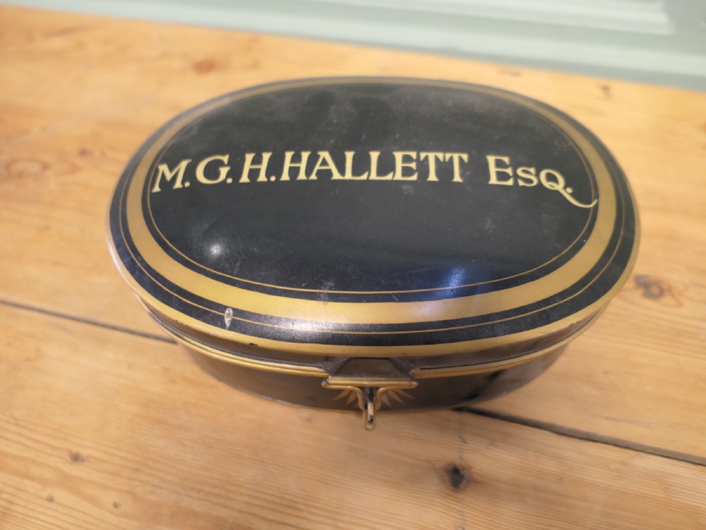English Barrister's Bench Wig in Original Tole Box by Ravenscroft Law View II