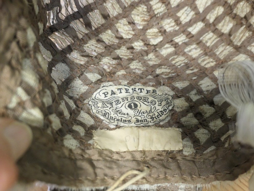 English Barrister's Bench Wig in Original Tole Box by Ravenscroft Law View III