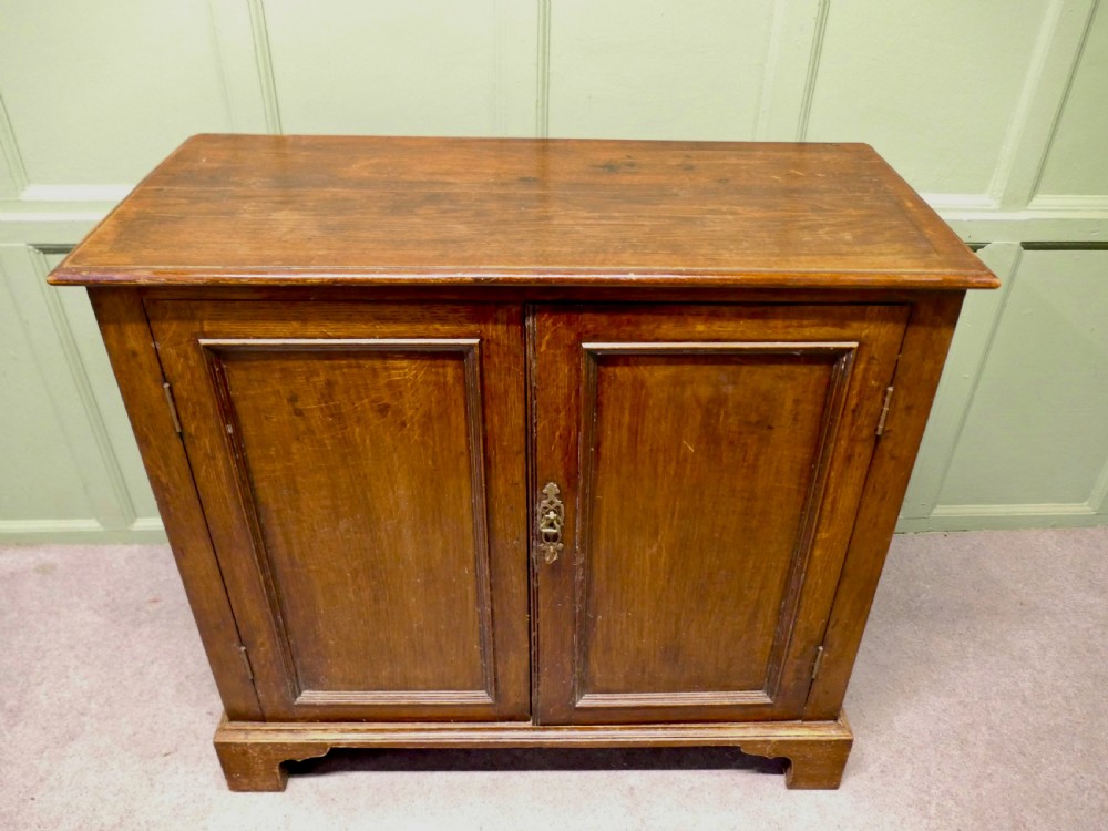 19th Century Oak Shelved Lockable Cupboard with Drawer Inside View II
