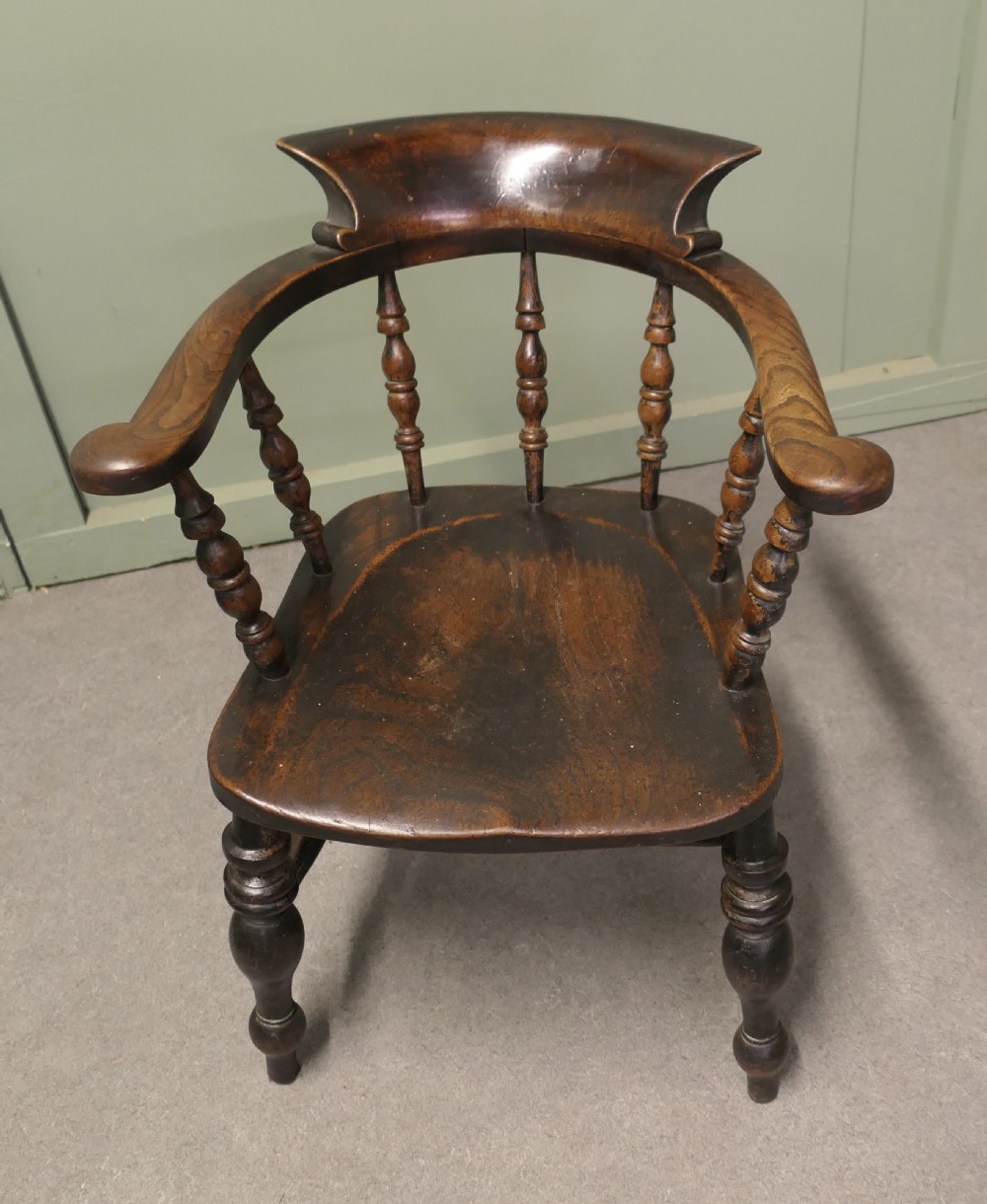 Set of 6 English Oak and Elm Captain’s Chairs, Windsor Chairs View V