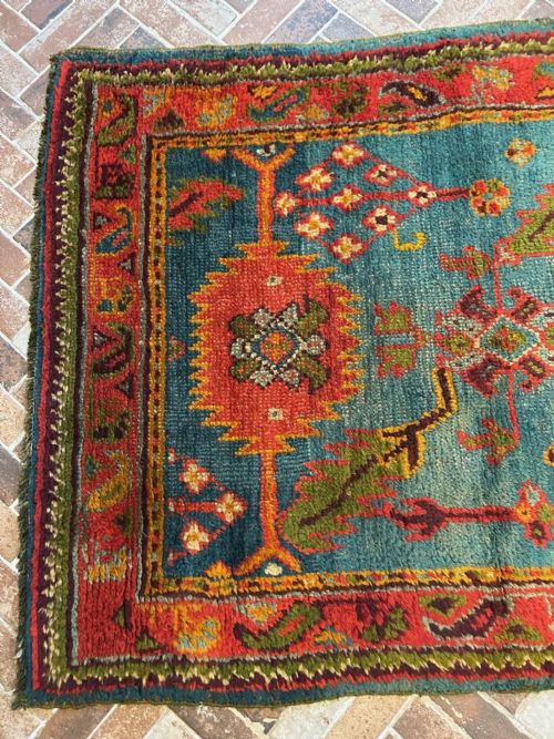 ANTIQUE USHAK RUG CIRCA 1890 - ADDITIONAL PHOTO 3