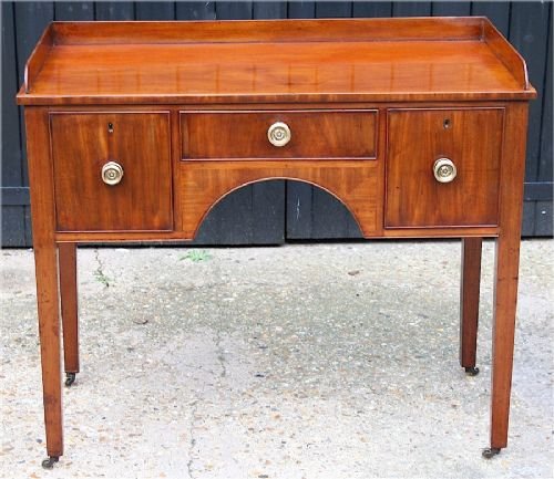 George 111 Mahogany Kneehole Side Table Having 3 Oak Lined Drawers.
