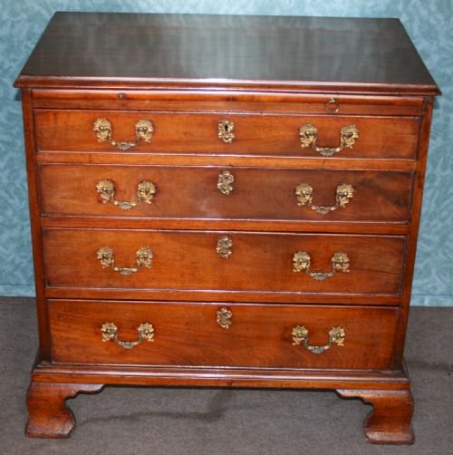 George 111 Mahogany Chest Having 4 Oak Lined Drawers with Brushing Slide Above.