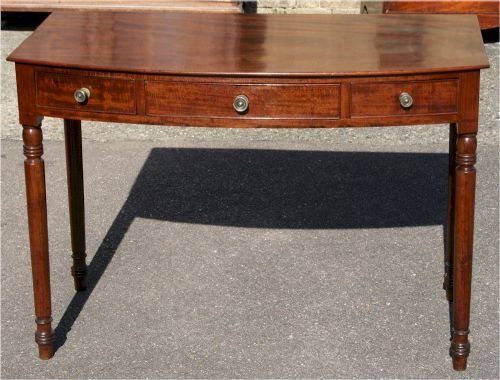 George 1v Mahogany 3 Drawer Bowfront Side Table