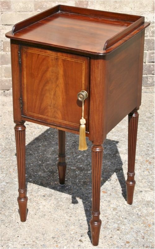 George 1v Mahogany Bedside Cupboard on Reeded Legs