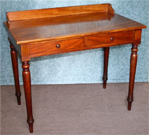 William 1v Mahogany Side Table Having 2 Mahogany Lined Drawers