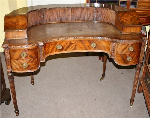 Mid 20c Mahogany 'Carlton House' Writing Desk.