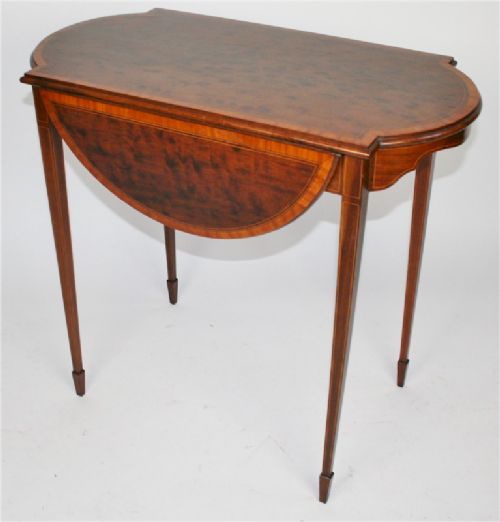 Edwardian 'Plum Pudding' Mahogany Dropleaf Occasional Table.