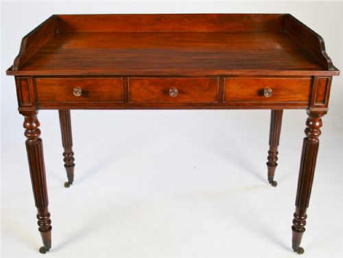 Regency Mahogany 3 Drawer Side Table on Reeded Legs in the Style of Gillows

 

