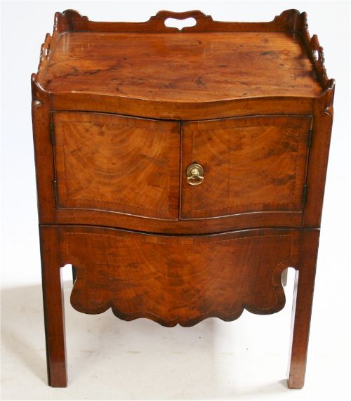 George 111 Mahogany Serpentine Tray Top Commode