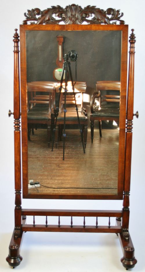 Fine Quality William 1v Rosewood Cheval Mirror.