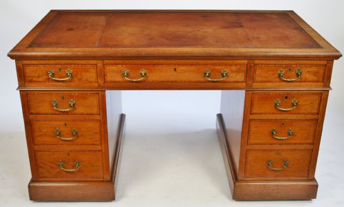 19c Mahogany Satinwood Banded 9 Drawer Kneehole Desk.