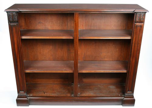 William1v Mahogany Open Bookcase Having 4 Adjustable Shelves.