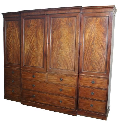 George 111 Mahogany 4 Door Breakfront Wardrobe.