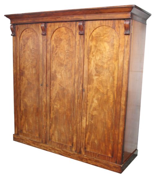 Fine Quality Early Victorian Mahogany 3 Door Fitted Wardrobe.