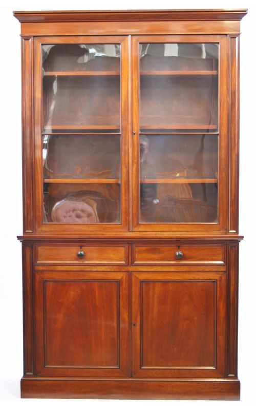Good Quality George 1v Mahogany 2 Door Cupboard Base Bookcase