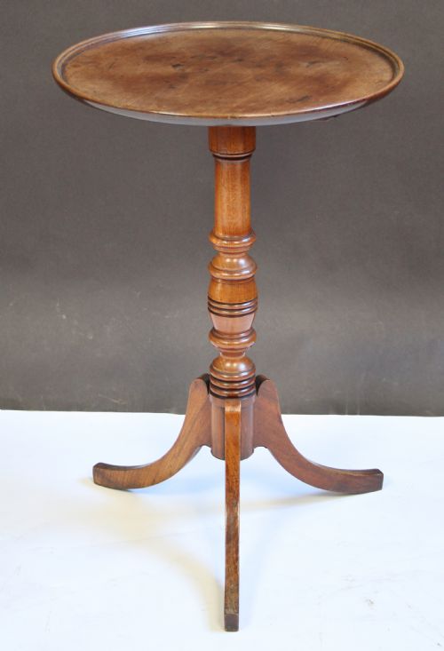 Fine Quality Mahogany George 1v Circular Tilt Top Tripod Wine Table