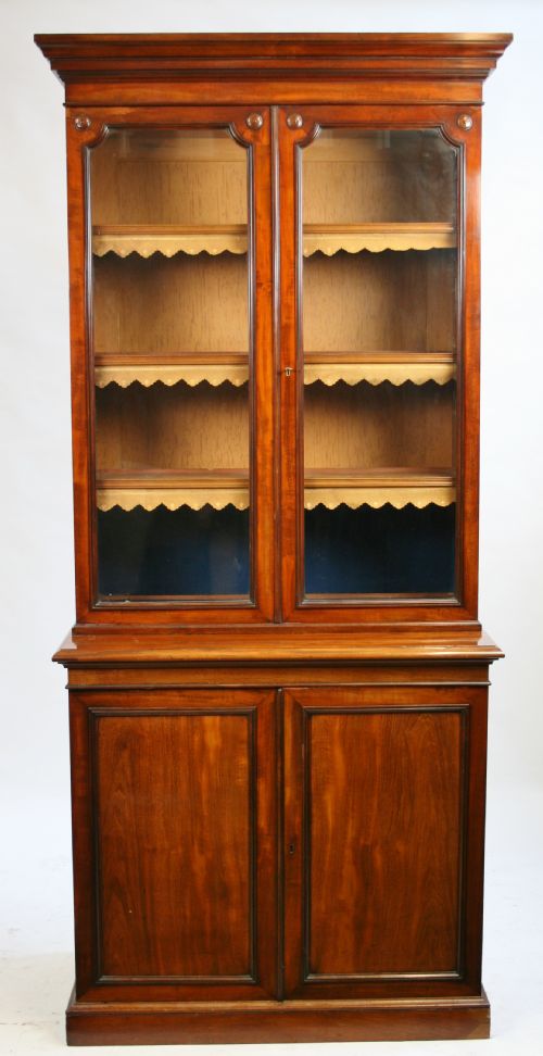 Good Quality Early Victorian Mahogany Cupboard Base Bookcase