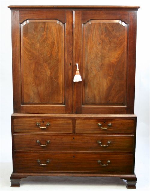 Early George 111 Mahogany Linen Press