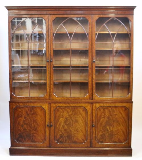 Fine Regency Mahogany 3 Door Bookcase