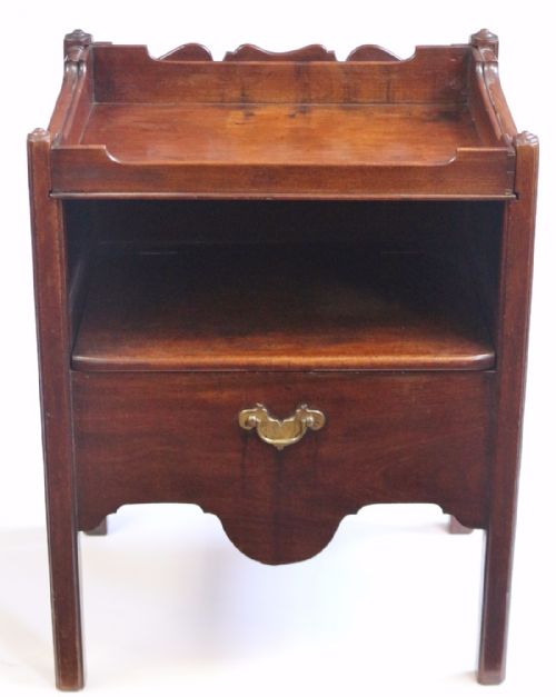 George 111 Mahogany Unusual Tray Top Bedside Commode
