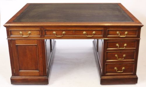 Victorian Mahogany Panelled Partners Kneehole Desk.