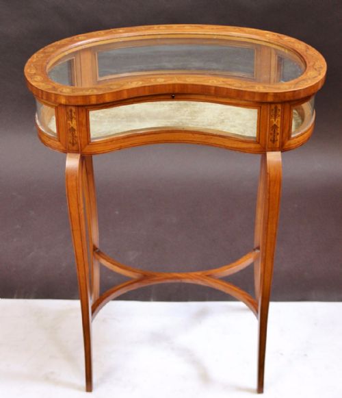 Edwardian Inlaid Satinwood Kidney Shaped Bijouterie Table
