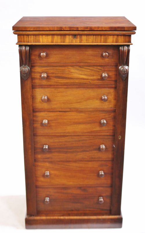Fine Quality Victorian Mahogany 7 Drawer Wellington Chest with Compartment Top