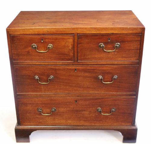 George 111 Mahogany Small Chest of 2 Short & 2 Long Drawers